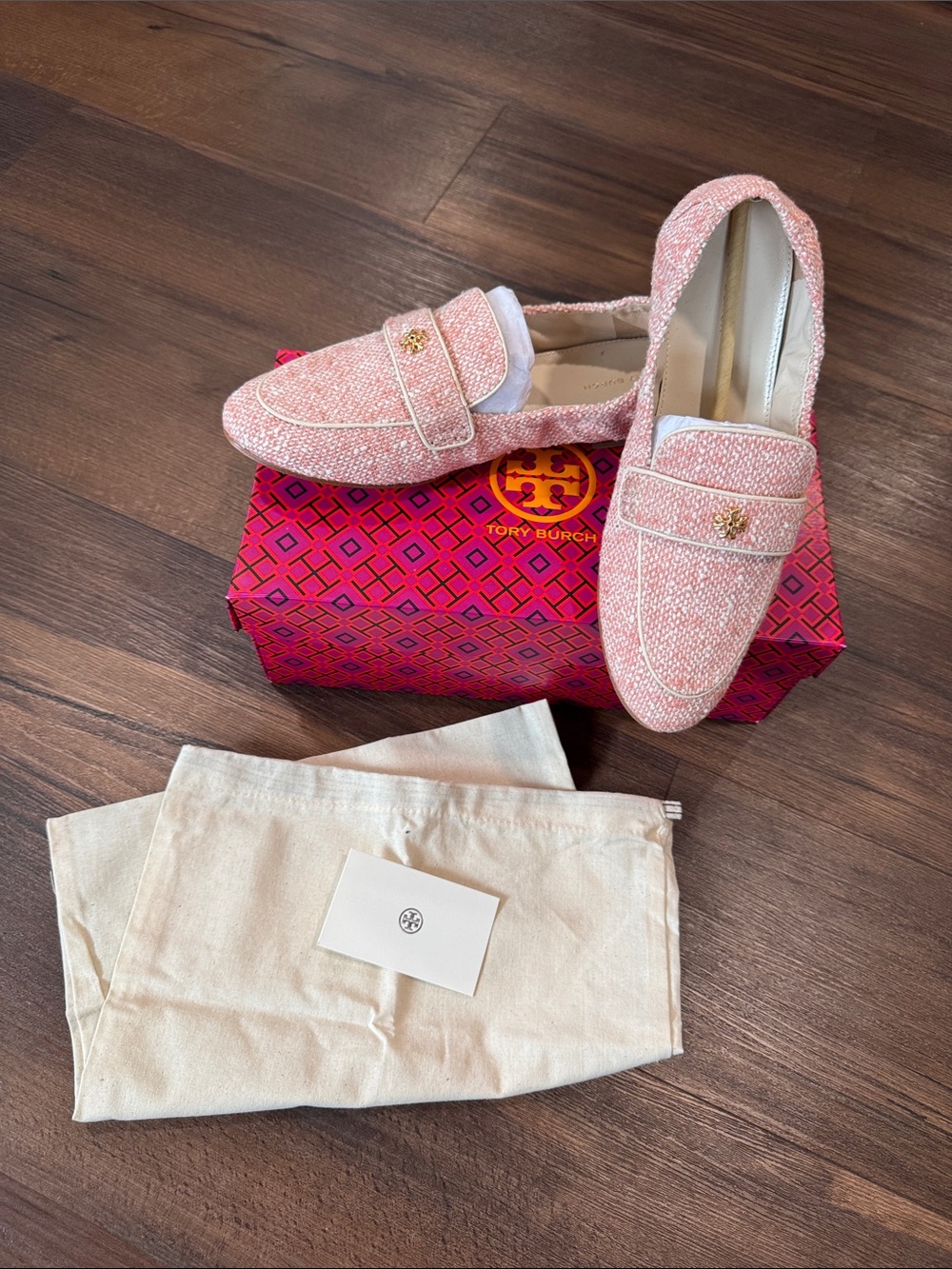 Tory Burch Leather Trimmed Tweed Ballet Loafer Peach/Ivory/Cream Mini Logo NIB